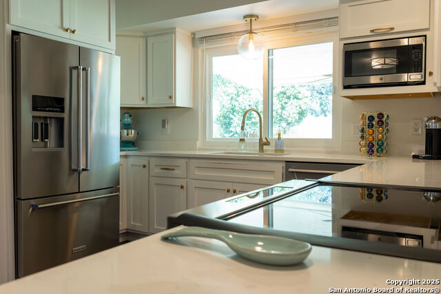 Image 4 of 34 For 4543 Bridgewood Dr