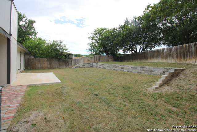Image 23 of 24 For 3807 Briarhaven