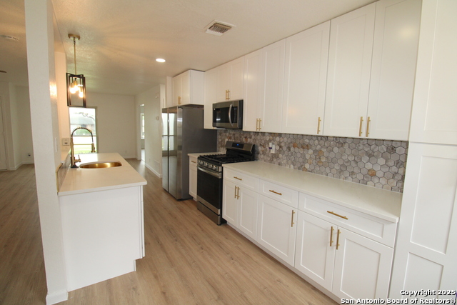 Image 8 of 24 For 3807 Briarhaven