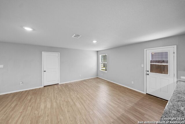 Image 6 of 25 For 8531 Western Tanager