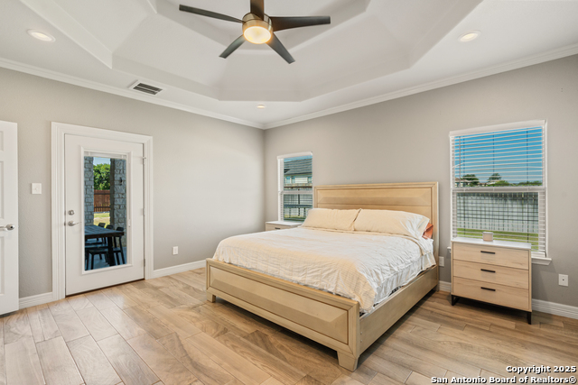 Listing photo id 13 for 406 Mountain View Drive