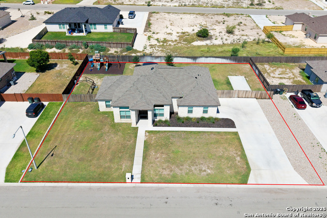 Listing photo id 0 for 406 Mountain View Drive