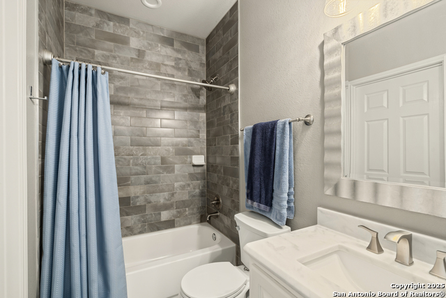 Listing photo id 19 for 406 Mountain View Drive