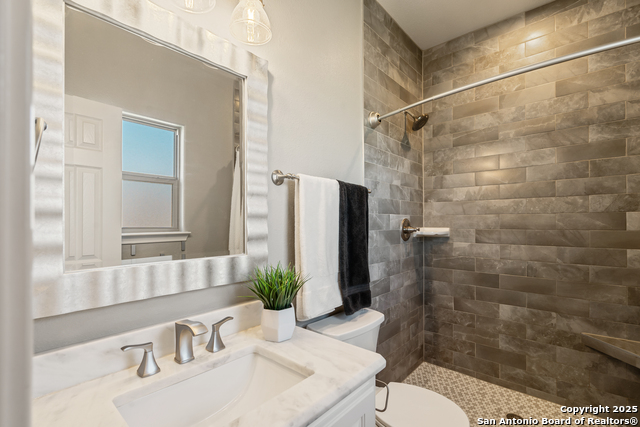 Listing photo id 21 for 406 Mountain View Drive