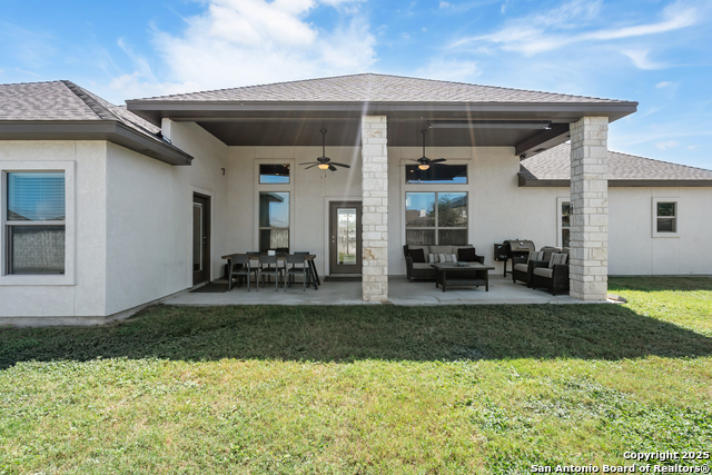 Listing photo id 25 for 406 Mountain View Drive