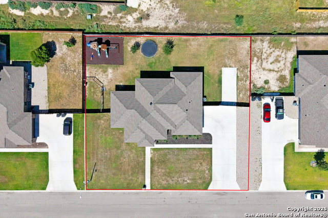 Listing photo id 2 for 406 Mountain View Drive
