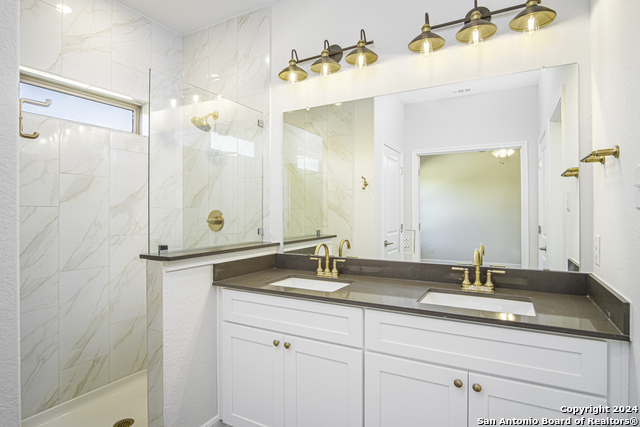 Image 14 of 27 For 8903 Summerwood Bend