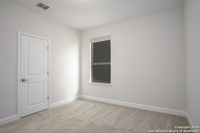 Image 19 of 27 For 8903 Summerwood Bend