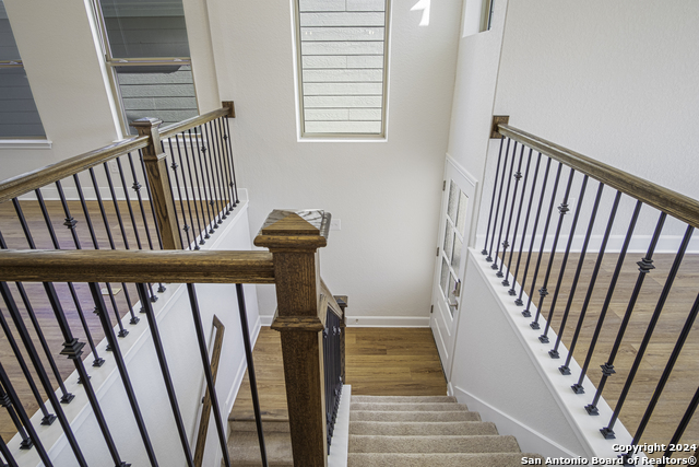 Image 7 of 27 For 8903 Summerwood Bend