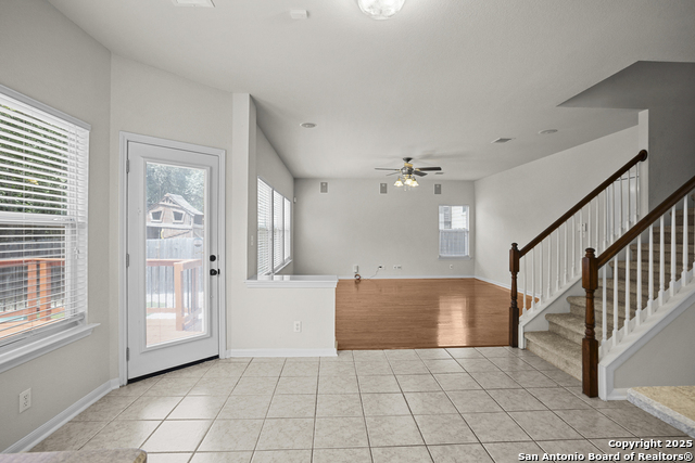 Listing photo id 12 for 9515 Braun Shore