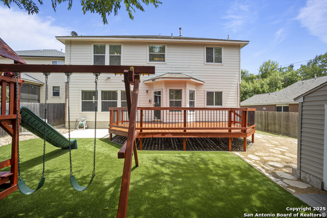 Listing photo id 34 for 9515 Braun Shore