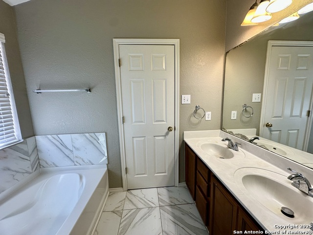 Image 13 of 18 For 5403 Tomas Circle