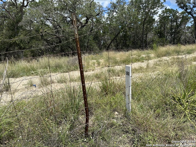 Image 8 of 14 For 7131 Rebecca Creek