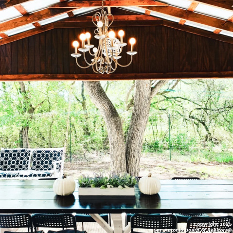 Listing photo id 8 for 3403 Fm 2325