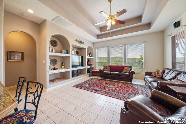Image 10 of 47 For 32768 Aubry Way