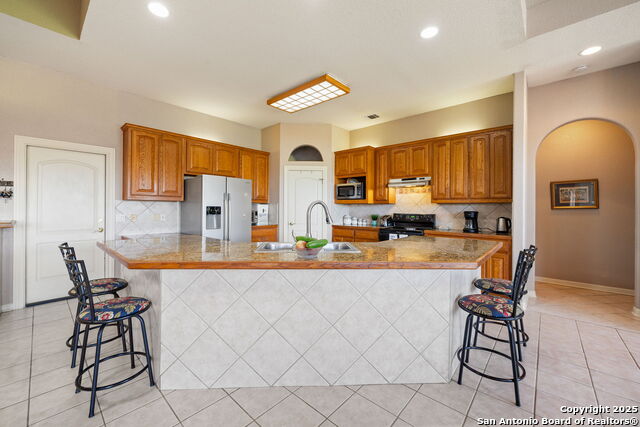 Image 16 of 47 For 32768 Aubry Way