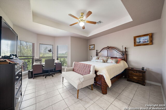 Image 26 of 47 For 32768 Aubry Way