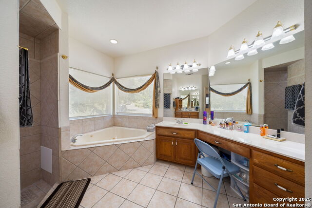 Image 29 of 47 For 32768 Aubry Way