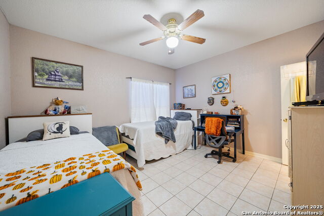 Image 31 of 47 For 32768 Aubry Way