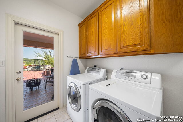 Image 36 of 47 For 32768 Aubry Way
