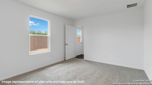 Listing photo id 12 for 10723 Criterion