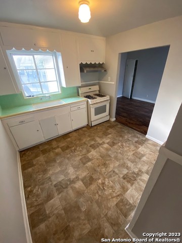 Image 7 of 12 For 149 Koepke Ave