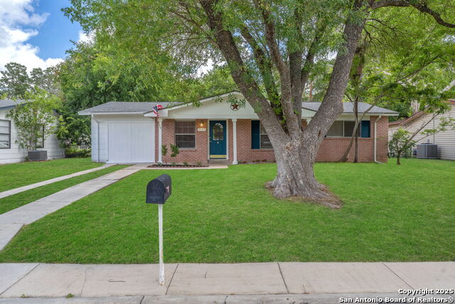 Image 3 of 37 For 5131 Redding