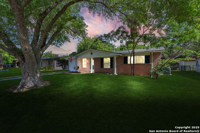 Image 7 of 37 For 5131 Redding