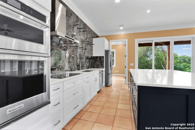 Listing photo id 16 for 352 Ridge Crest