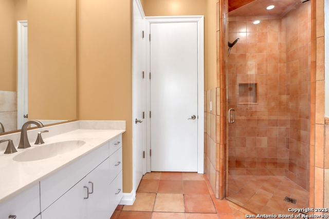 Listing photo id 36 for 352 Ridge Crest