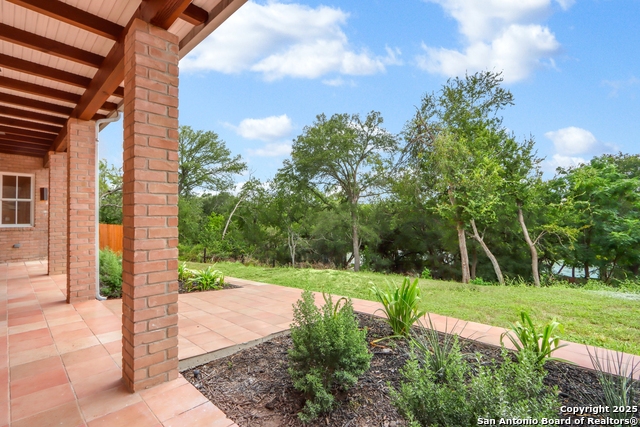 Listing photo id 43 for 352 Ridge Crest