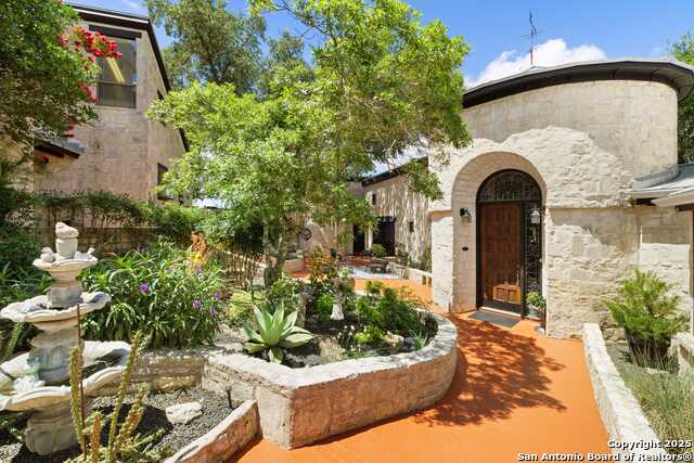 Details for 22 Indian Creek Loop, Kerrville, TX 78028