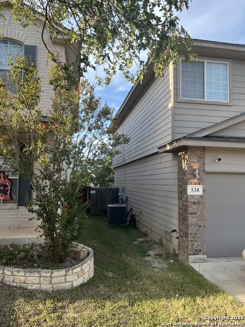 Image 4 of 26 For 538 Red Quill Nest