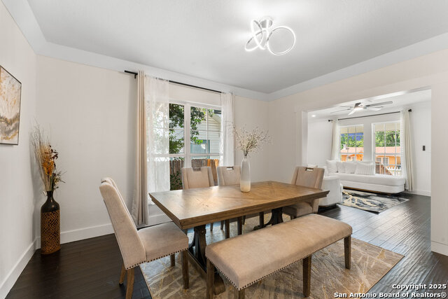 Listing photo id 9 for 612 Magnolia Ave W