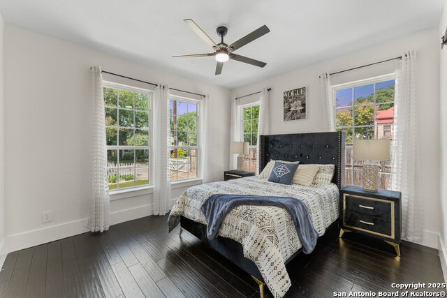 Listing photo id 18 for 612 Magnolia Ave W