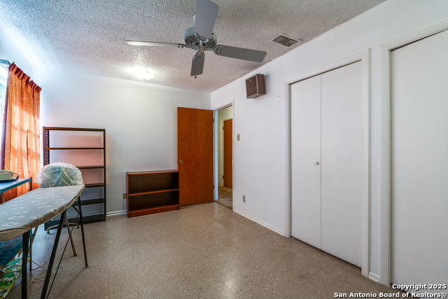 Image 18 of 25 For 5606 Ponderosa