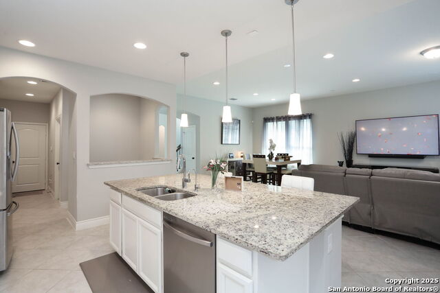 Image 12 of 31 For 9109 Sunpool