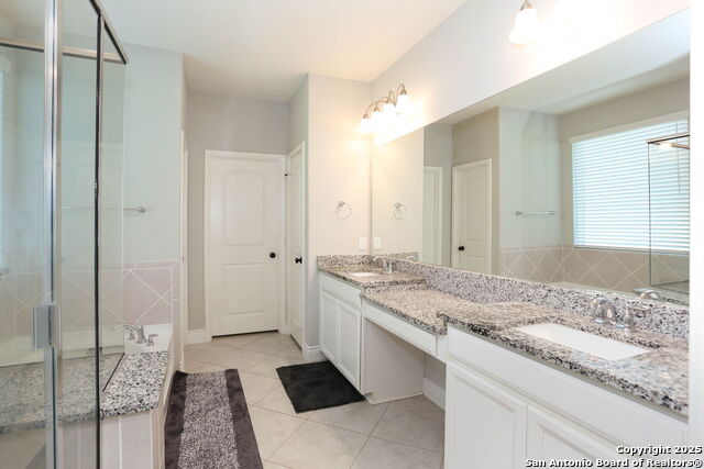 Image 17 of 31 For 9109 Sunpool