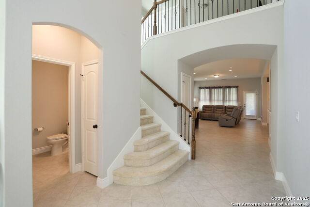 Image 6 of 31 For 9109 Sunpool