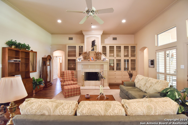 Image 11 of 33 For 29714 Fairway Vista Dr