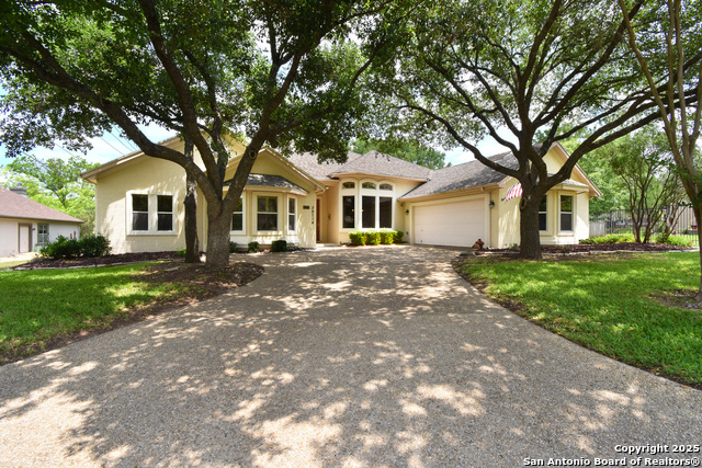 Image 2 of 33 For 29714 Fairway Vista Dr