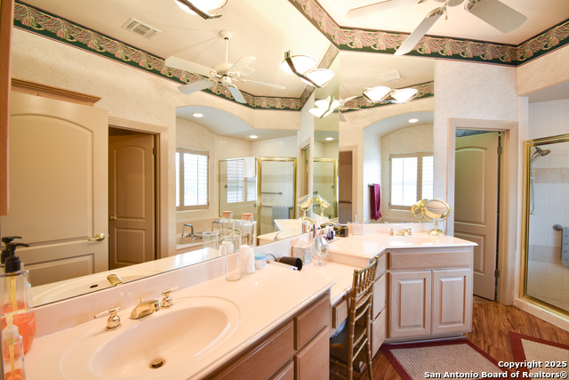 Image 23 of 33 For 29714 Fairway Vista Dr