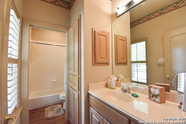 Image 26 of 33 For 29714 Fairway Vista Dr