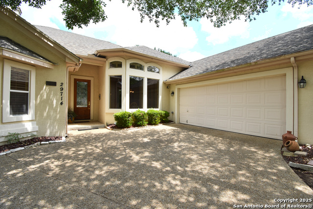 Image 5 of 33 For 29714 Fairway Vista Dr