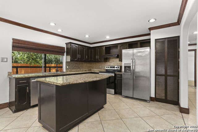 Image 11 of 28 For 3927 Pipers Ct