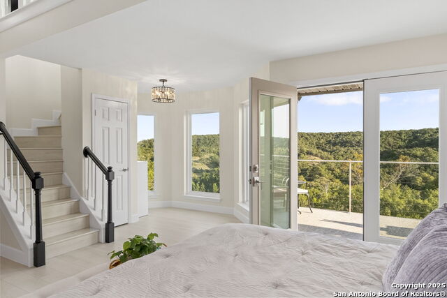 Image 22 of 57 For 403 Sparkling Springs Dr.