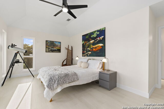 Image 24 of 57 For 403 Sparkling Springs Dr.