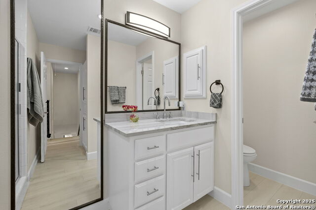 Image 26 of 57 For 403 Sparkling Springs Dr.