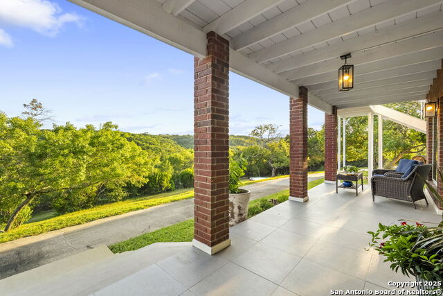 Image 3 of 57 For 403 Sparkling Springs Dr.