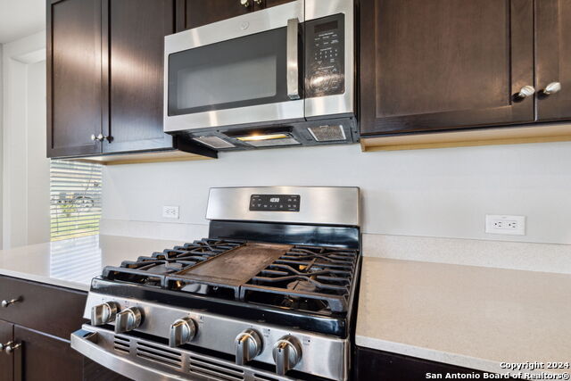 Image 10 of 33 For 12101 Short Leaf Path